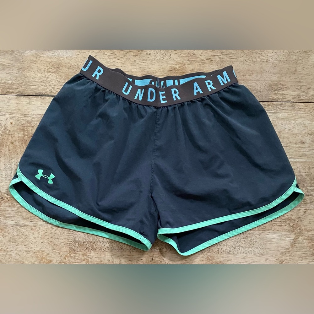 Under Armour Women’s Sz XS Dk Gray/Green Wordmark Logo Waistband Athletic Shorts